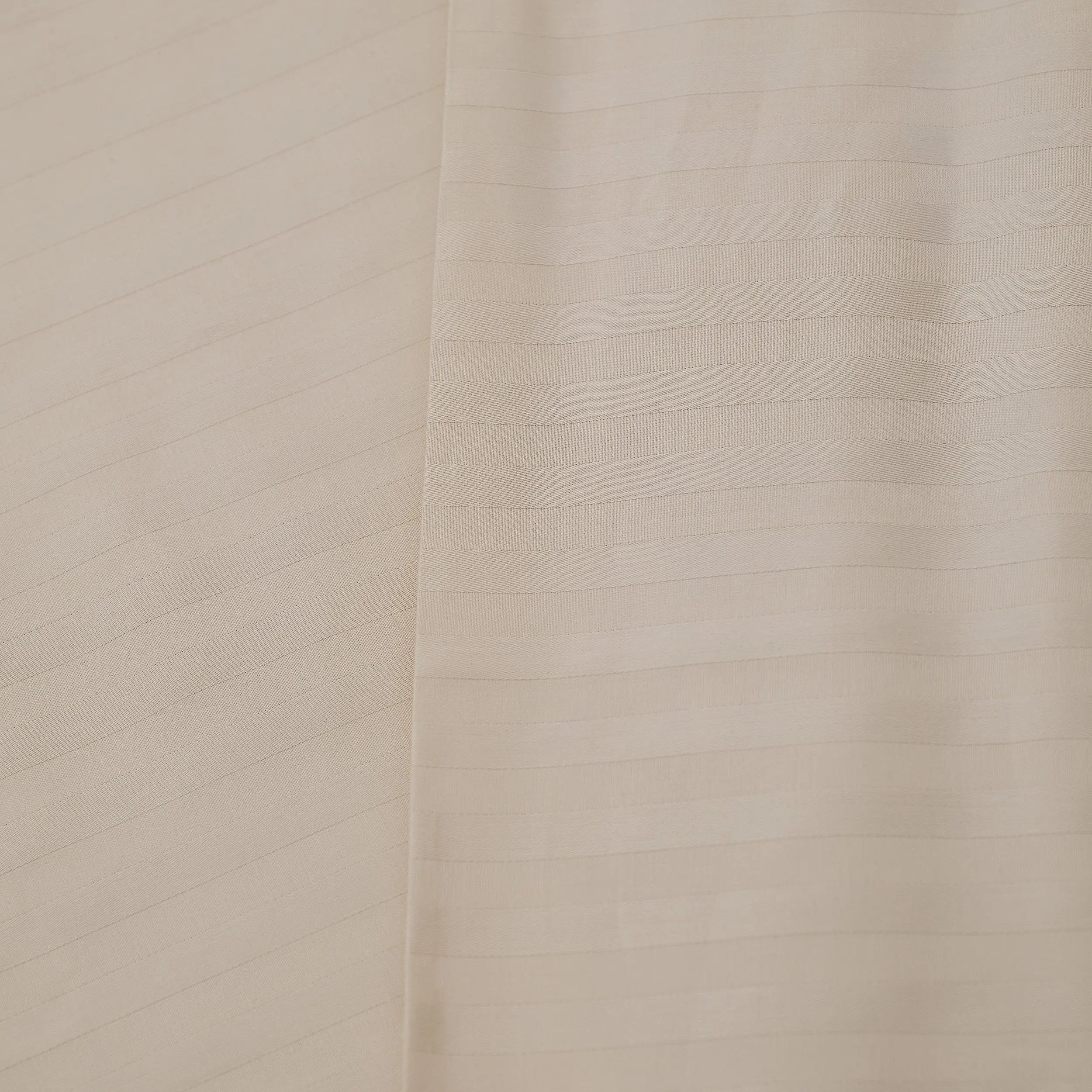 Lenjerie de pat 2 persoane Ivoar din Bumbac 100% satinat dens cu dungi, personalizabilă – IVORY STRIPES