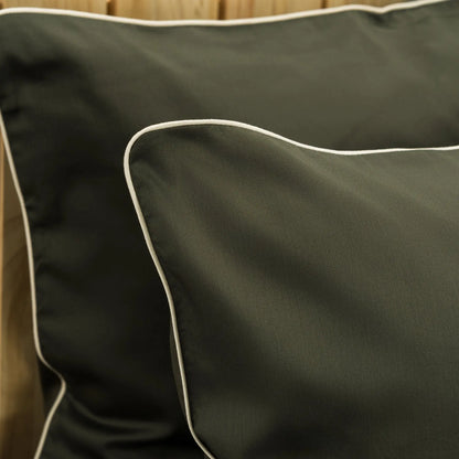 Lenjerie de pat 2 persoane Kaki din bumbac satinat dens simplă, personalizabilă – ELEGANT KAKI CASA CRYSTAL CasaCrystal