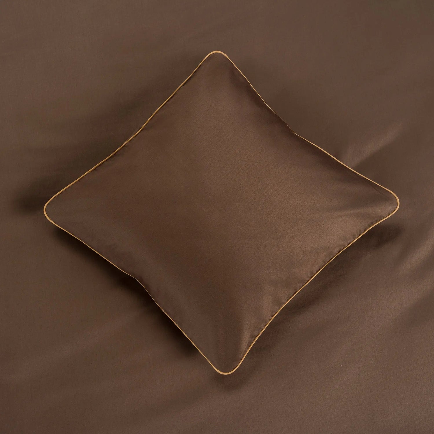 Lenjerie de pat 2 persoane Maro din bumbac satinat dens simplă, personalizabilă – ELEGANT CHOCOLATE CASA CRYSTAL CasaCrystal