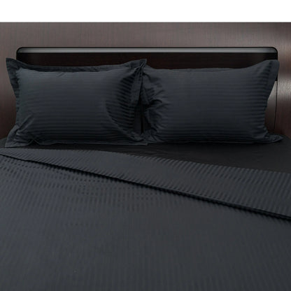Lenjerie de pat 2 persoane Negru din Bumbac 100% satinat dens cu dungi, personalizabilă – BLACK STRIPES