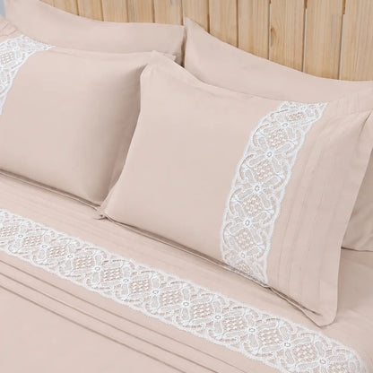 Lenjerie de pat 2 persoane Nude din Bumbac 100% satinat dens cu dantelă, personalizabilă – ADELA