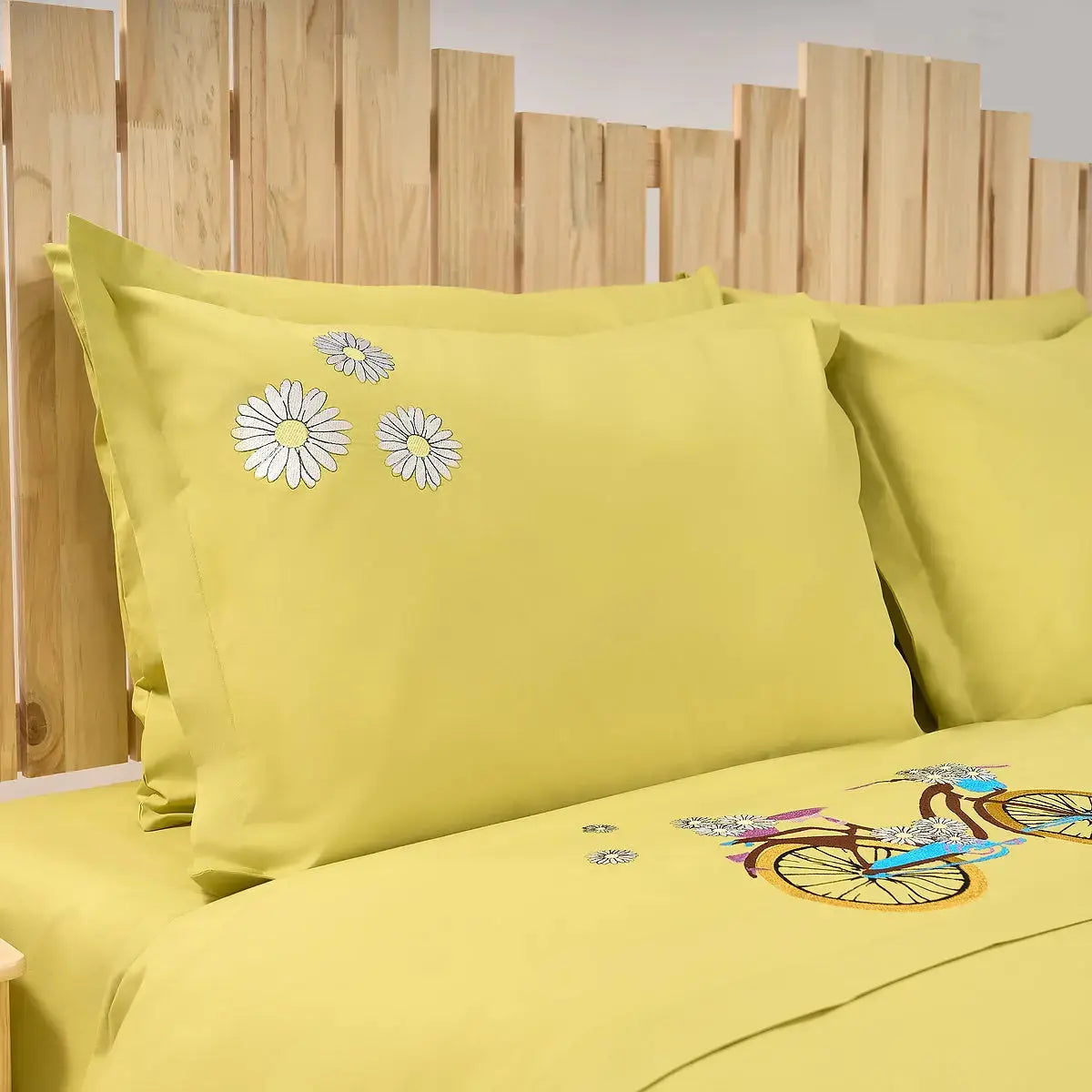 Set lenjerie matrimonial Daisies din bumbac natural, confort respirabil pentru somn odihnitor