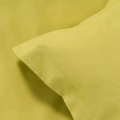 Fețe de pernă și cearceaf Simple Green din bumbac natural – finisaje moderne și sofisticate