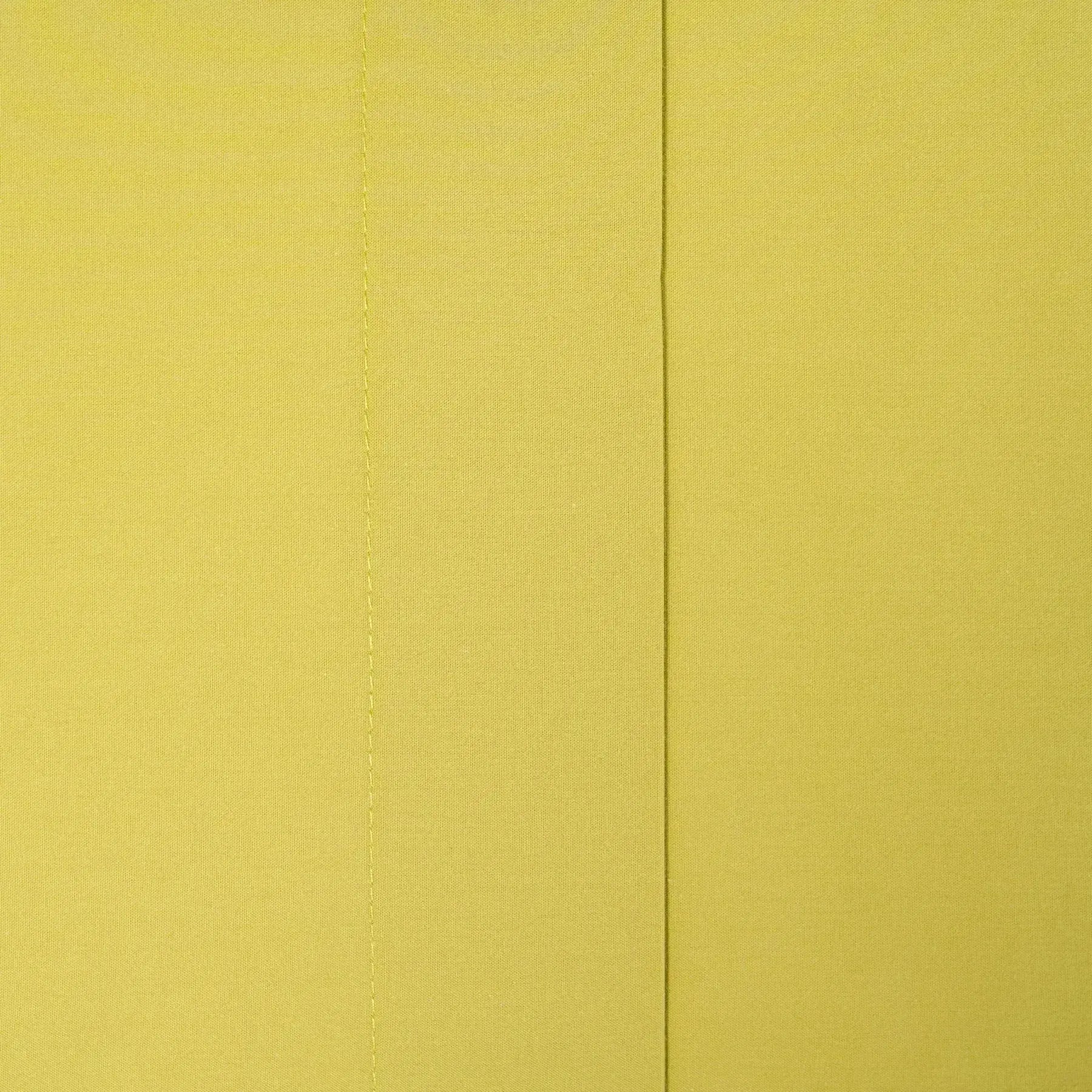 Detaliu textură bumbac 100% natural pe lenjeria de pat simple green cu model subtil