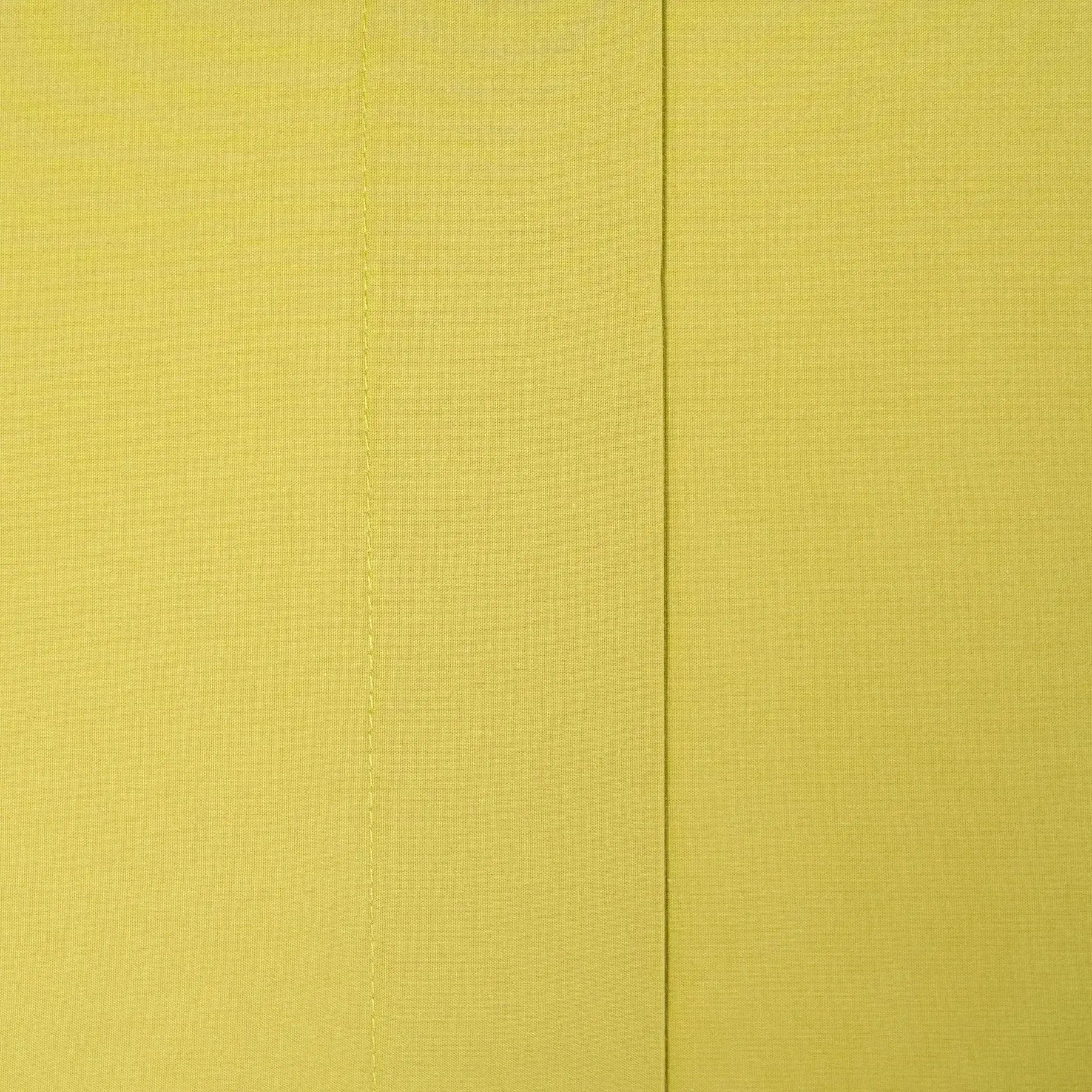 Detaliu textură bumbac 100% natural pe lenjeria de pat simple green cu model subtil