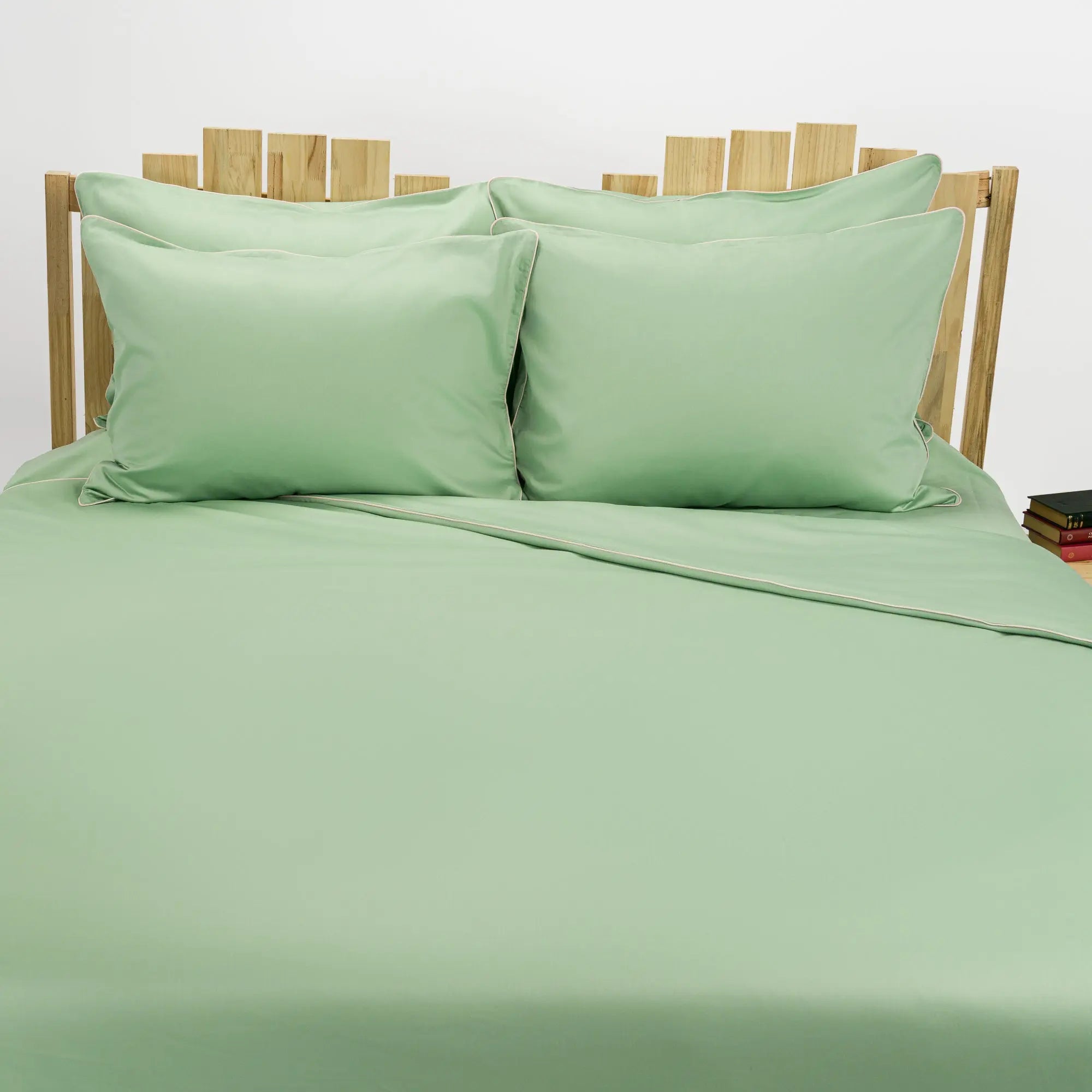 Lenjerie de pat 2 persoane Verde din bumbac satinat dens simplă, personalizabilă – ELEGANT MINT CASA CRYSTAL CasaCrystal