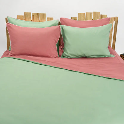Lenjerie de pat 2 persoane Verde și Roz, cu două fețe, din Bumbac 100% satinat dens, personalizabilă – STRAWBERRY MATCHA