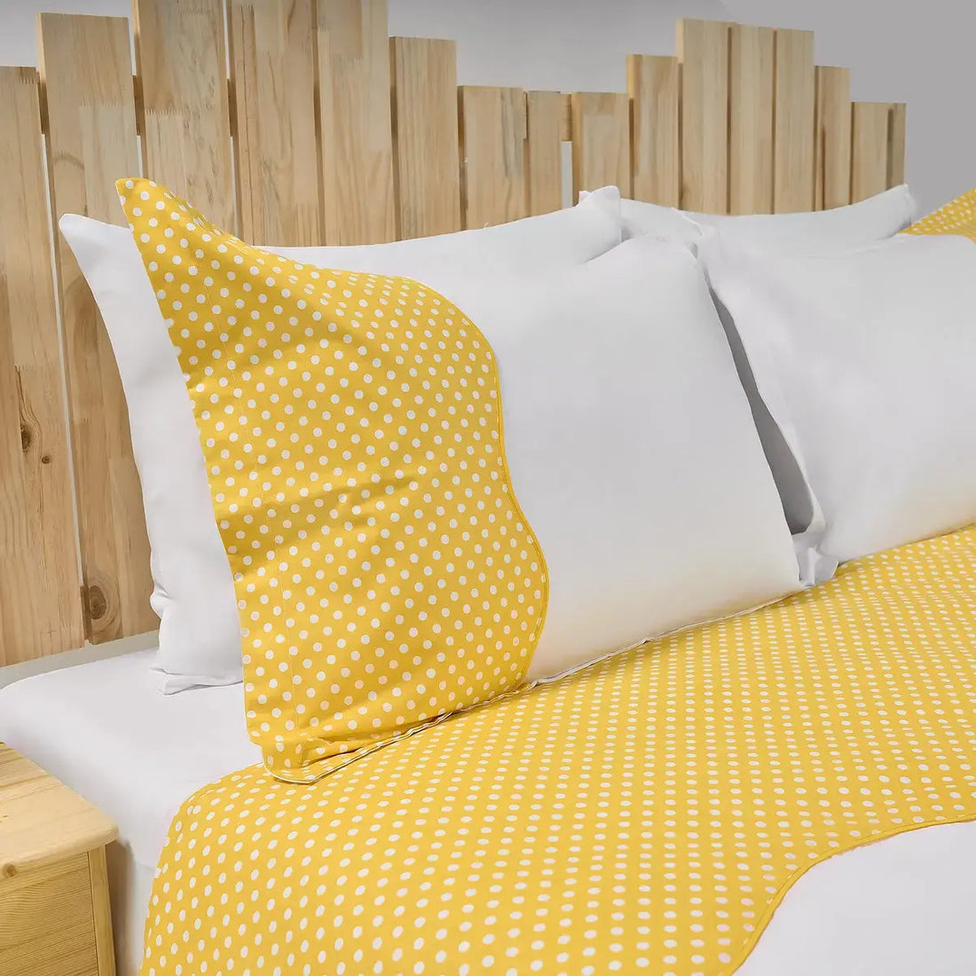 Set lenjerie Polka din bumbac natural, confort respirabil pentru un somn odihnitor