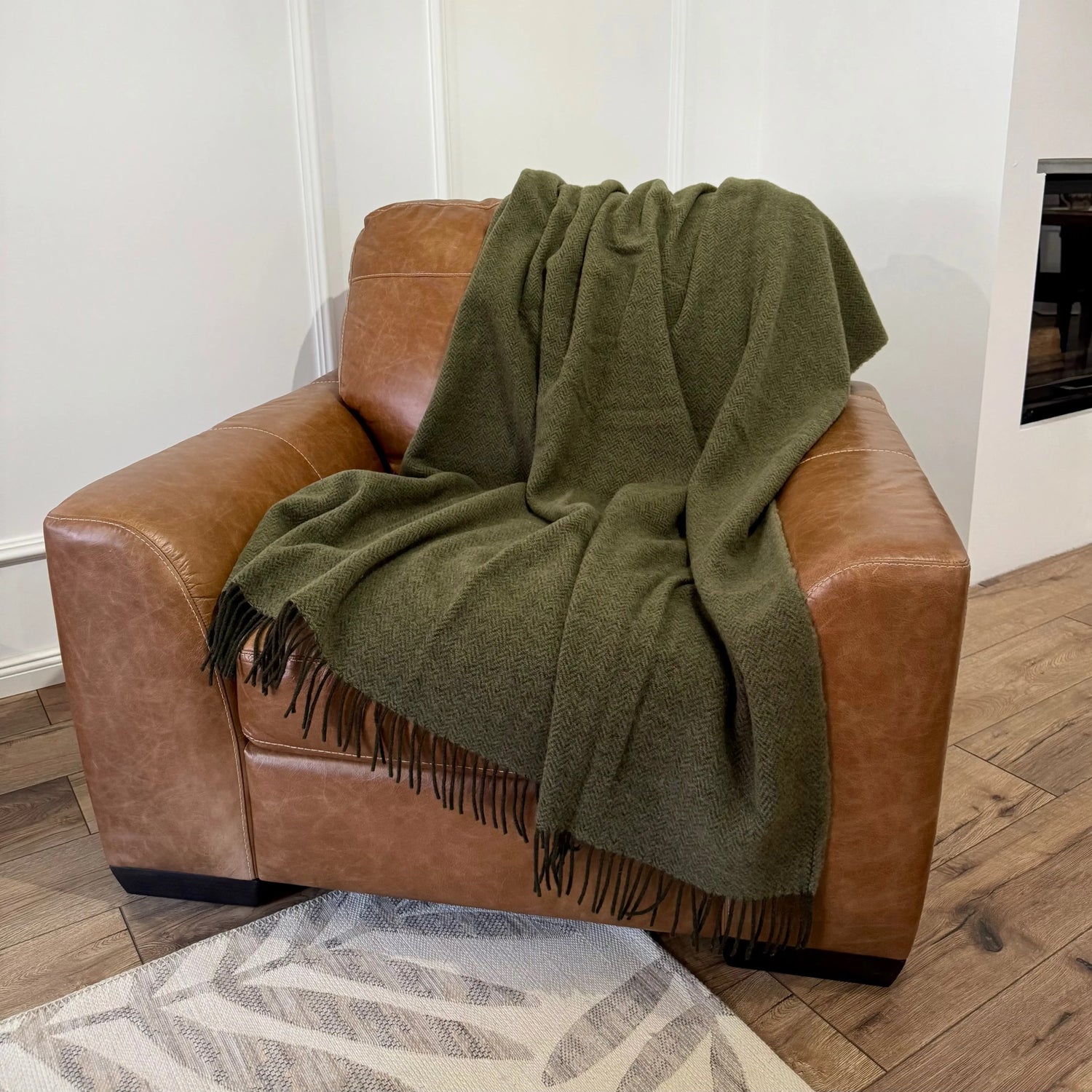 Pătură groasă și naturală, perfectă pentru decoruri rustice sau naturale