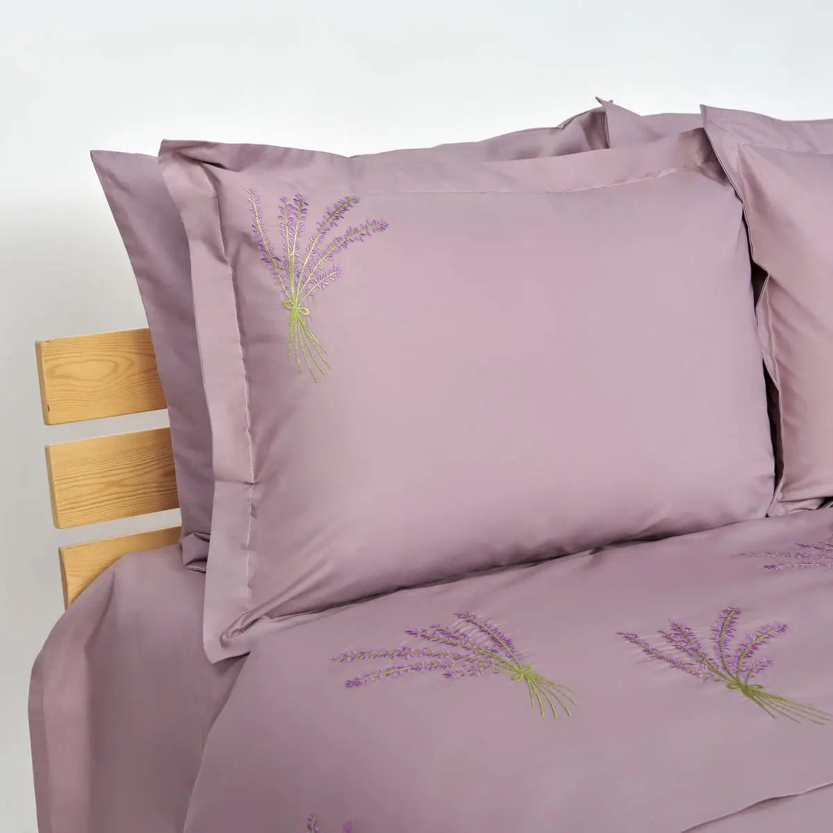 Lenjerie de pat "LEVĂNȚICĂ-PURPLE"