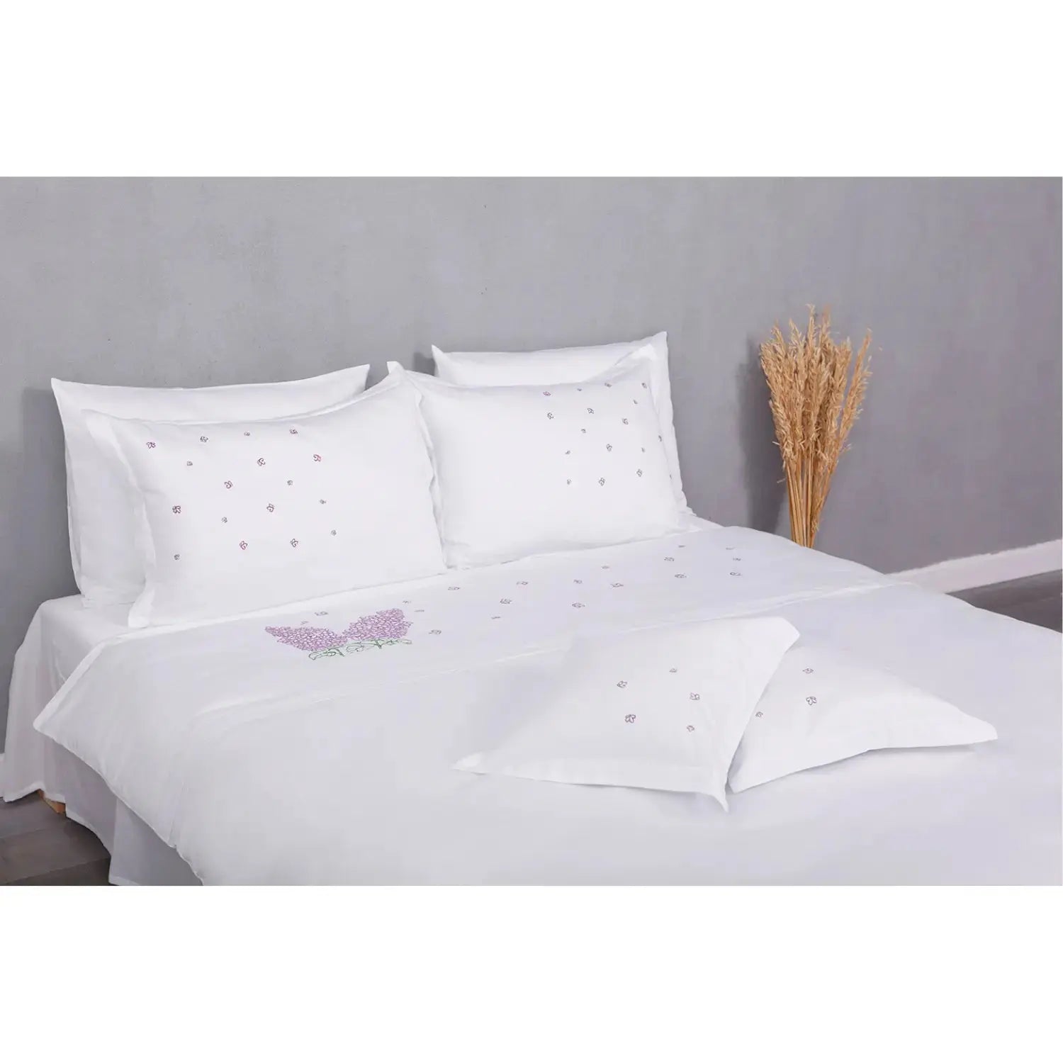 Lenjerie de pat Liliac din bumbac 100% natural, durabilă și ușor de întreținut